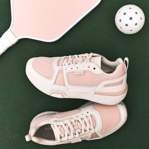 NWT Olukai women’s Anau pickleball sneakers rose dust pink bright white size 8.5